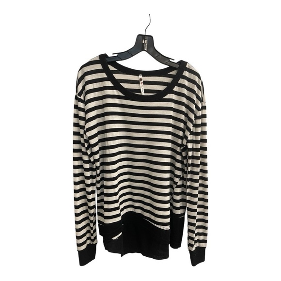 POOF women’s shirt size small - Picture 1 of 7